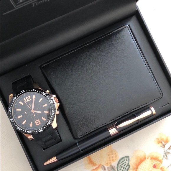 Watch Set - Picture 2 of 5